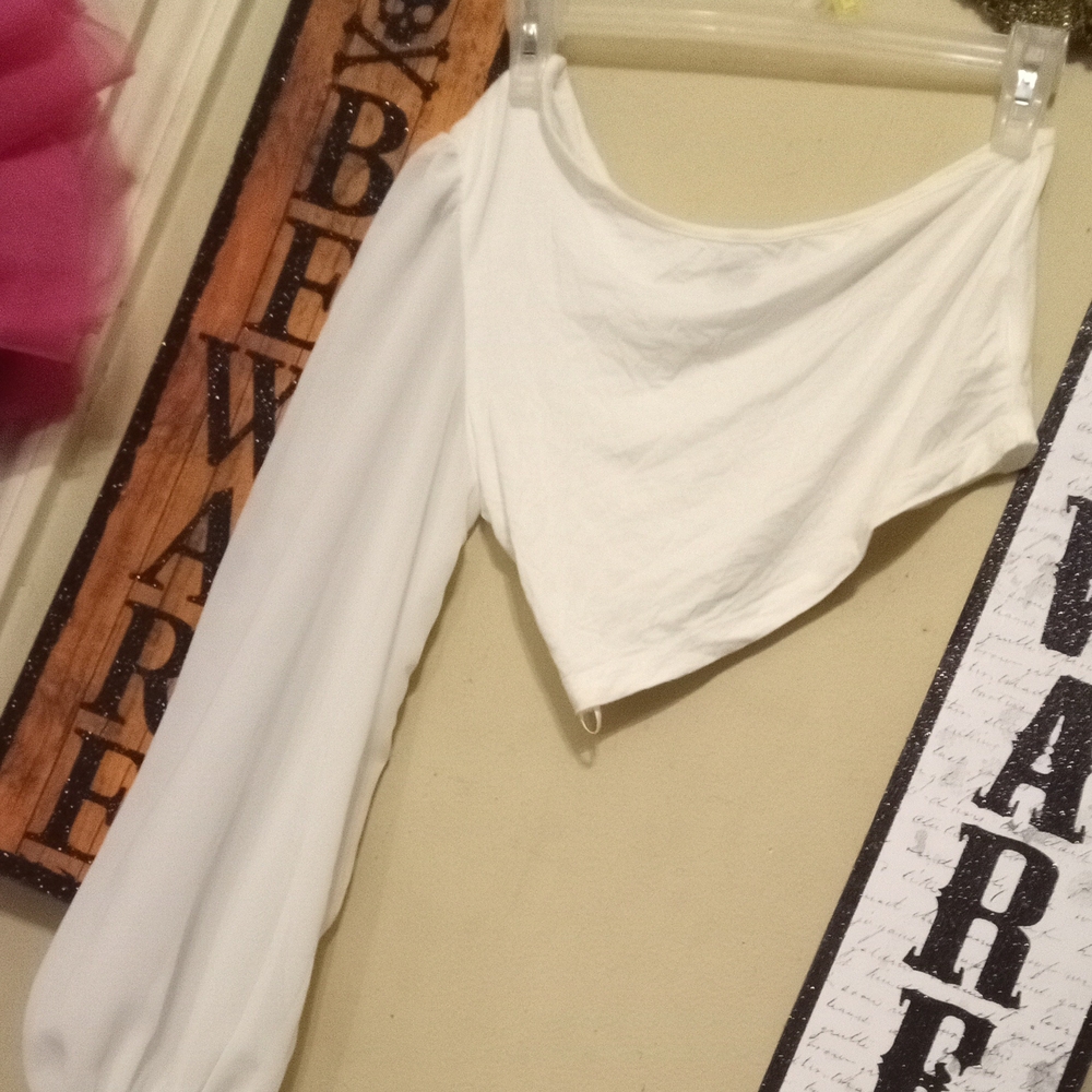 5/$12 Shein T-shirt Crop Top  One-Shoulder Long  Sheer Puff Sleeve